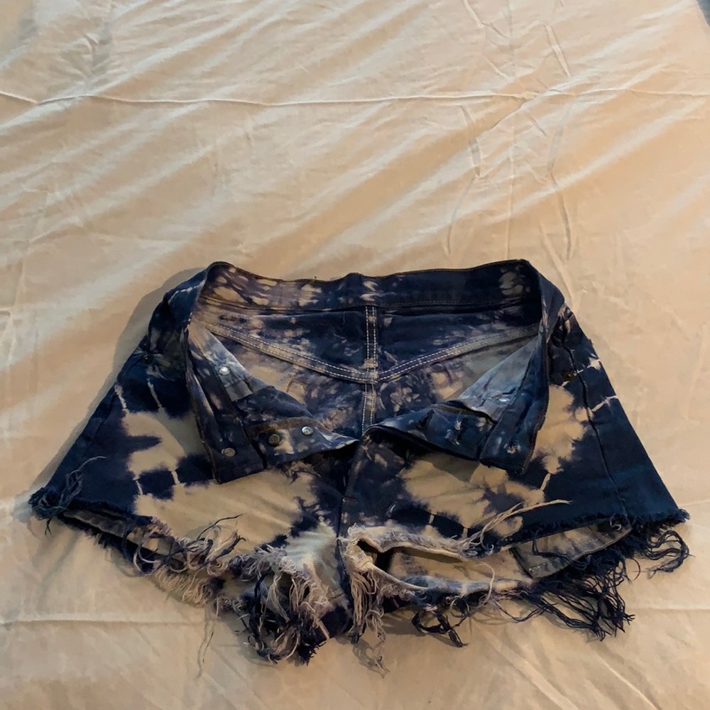 Vintage Levi’s Tye Dye High Waisted Shorts